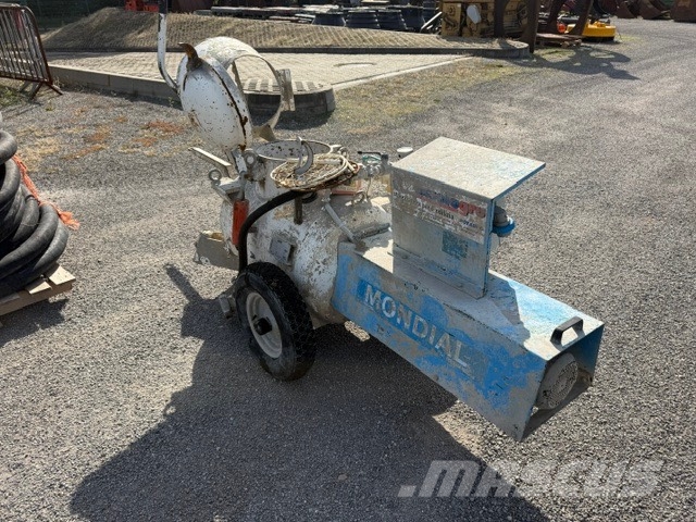 Putzmeister MONDIAL USED PUMP Бетононасосы
