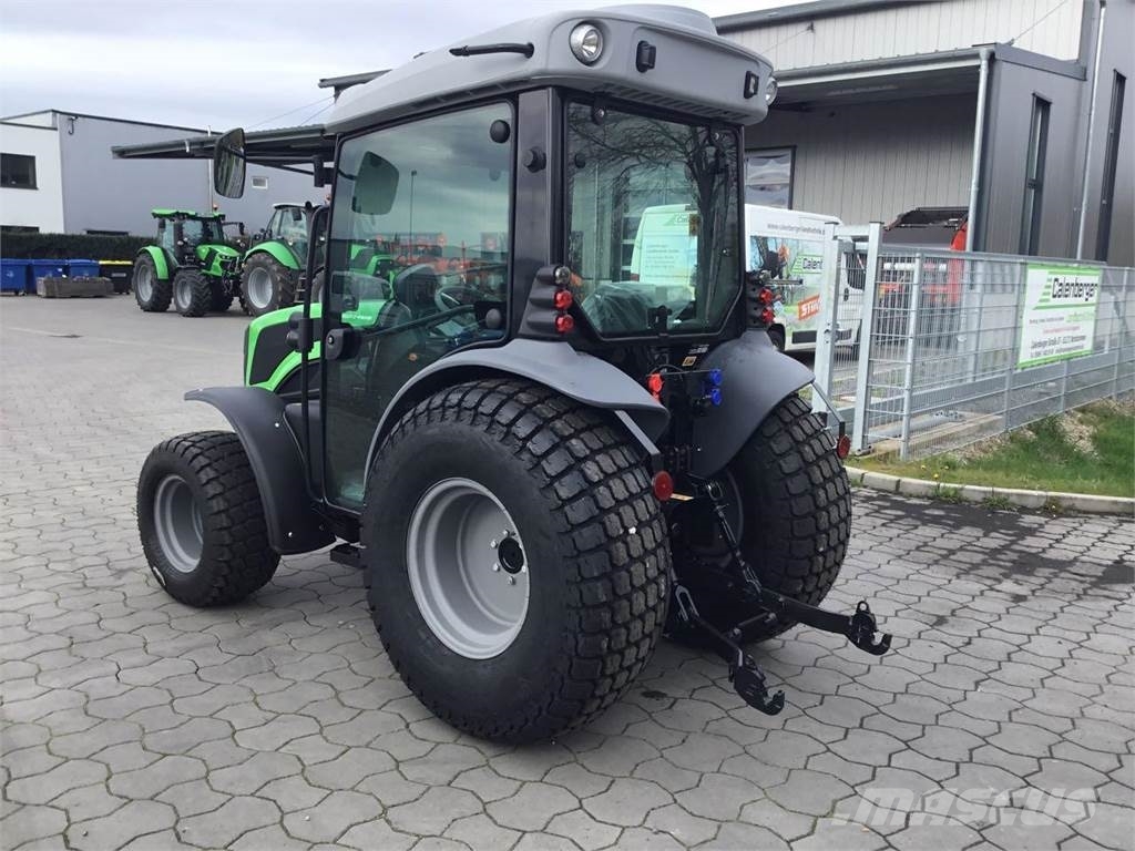 Deutz-Fahr 3050 Tractors