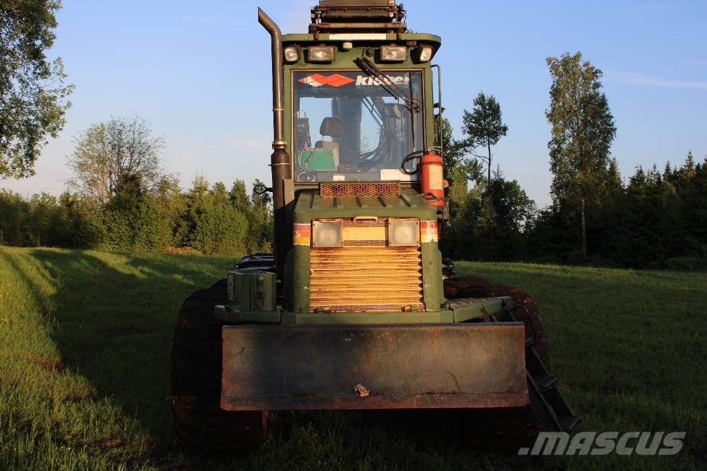Ösa 280 Master Forvarderi