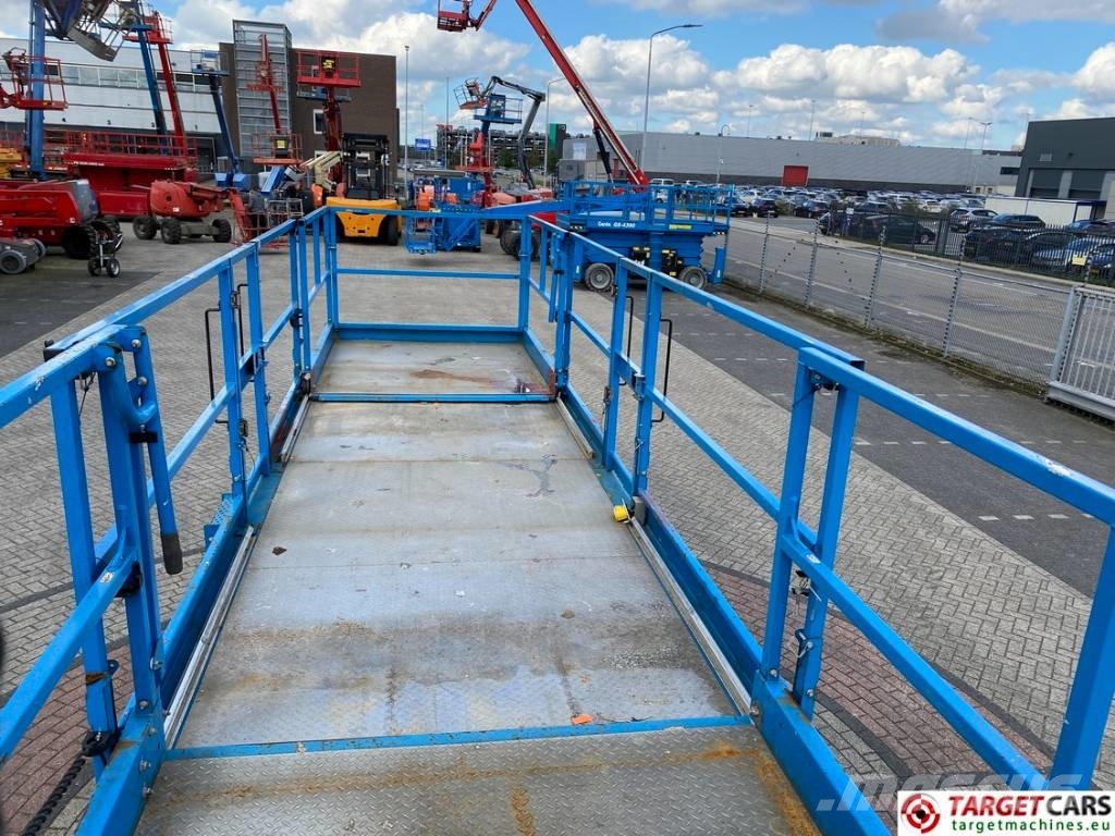 Genie GS-4390 RT LPG Scissor 4x4 Work Lift 1511cm Žirkliniai keltuvai