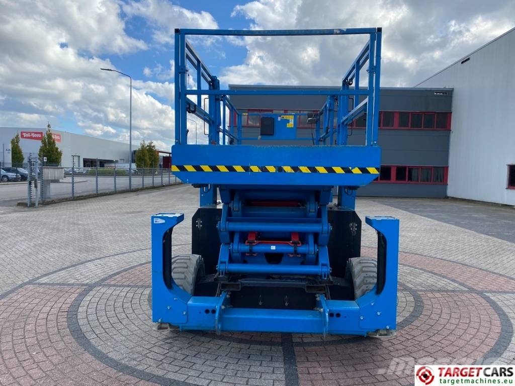 Genie GS-4390 RT LPG Scissor 4x4 Work Lift 1511cm Žirkliniai keltuvai