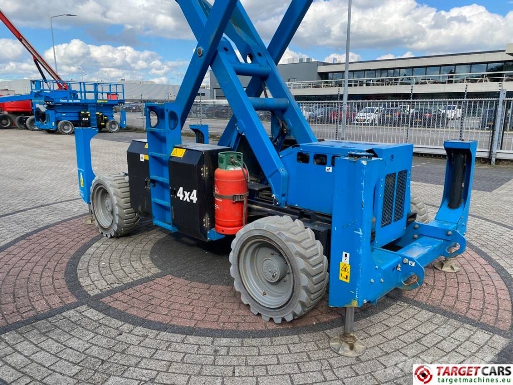 Genie GS-4390 RT LPG Scissor 4x4 Work Lift 1511cm Žirkliniai keltuvai
