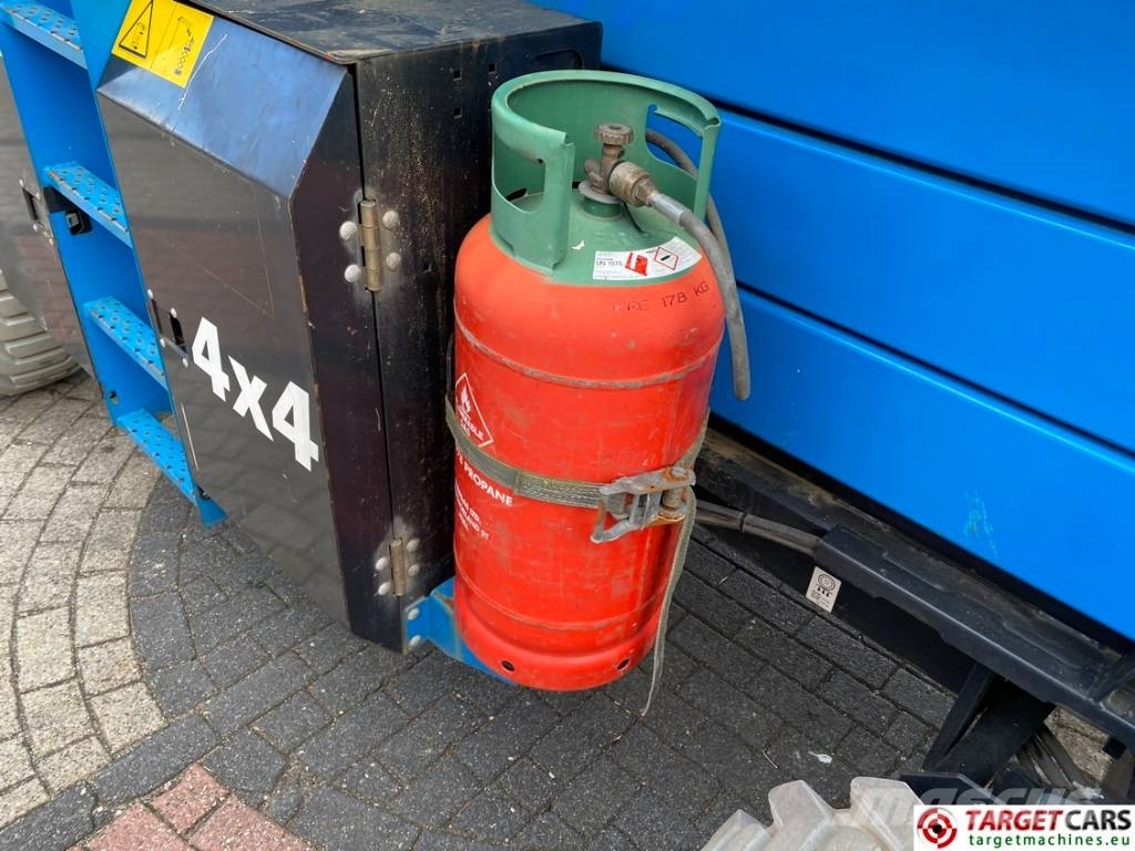 Genie GS-4390 RT LPG Scissor 4x4 Work Lift 1511cm Žirkliniai keltuvai