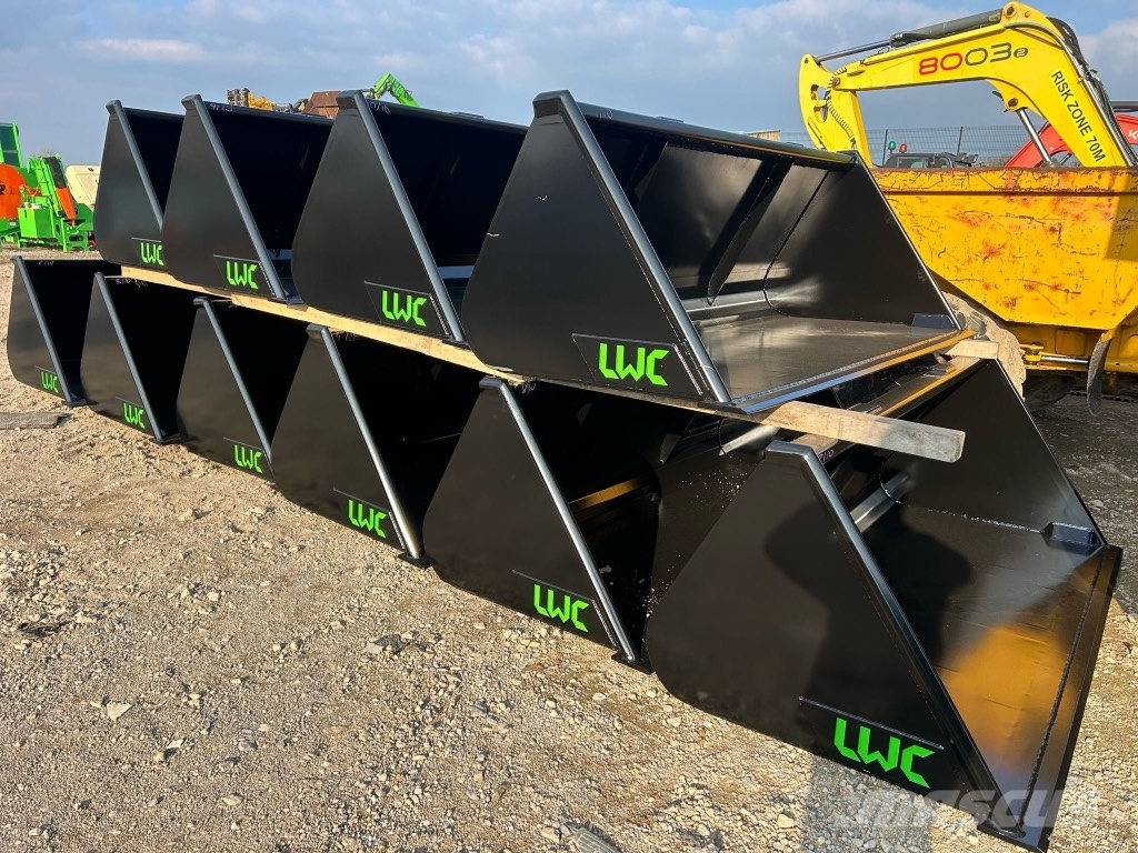 Merlo Telehandler Buckets 7.6ft wide 农业机械-其他