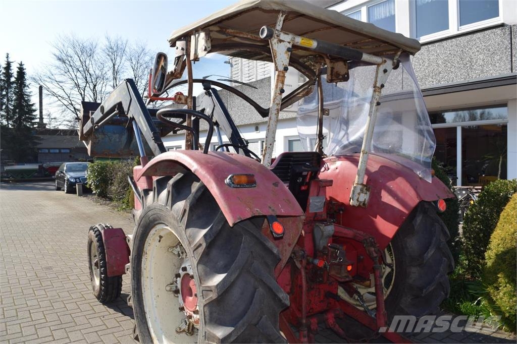 Case IH 624 Traktory