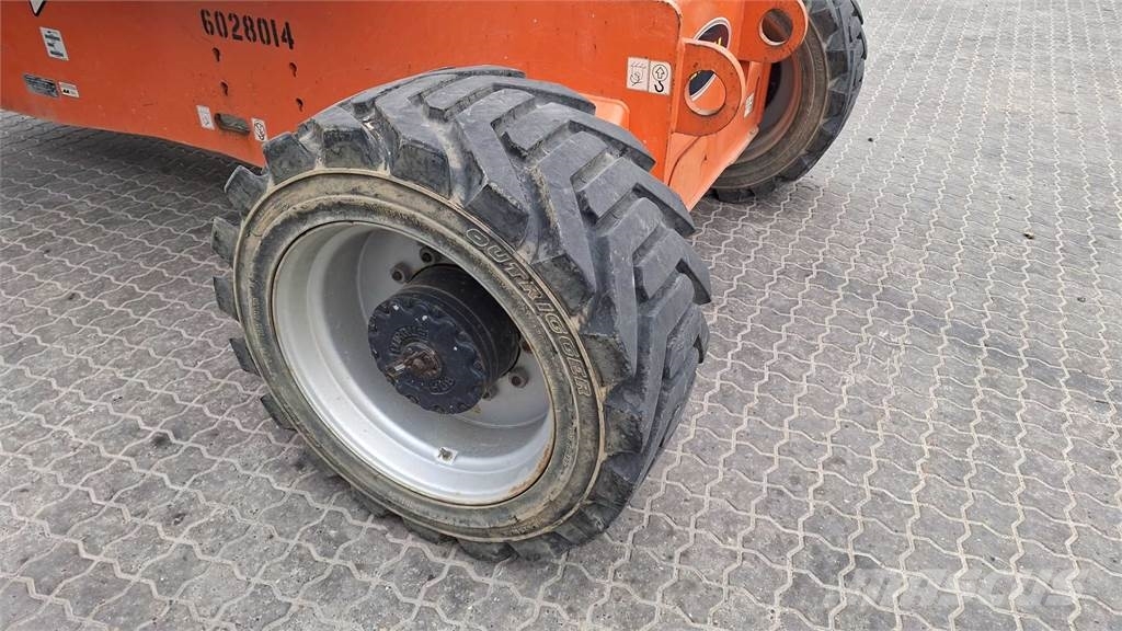 JLG 860SJG Podnośniki teleskopowe