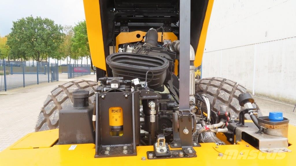 JCB VM138D Ťahačové valce