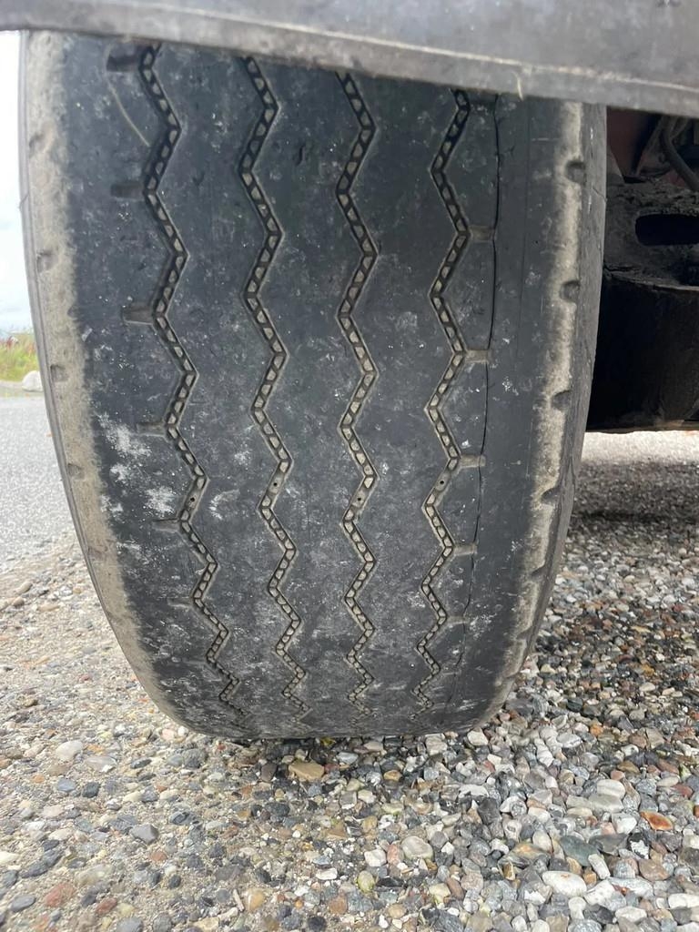 Kel-Berg 3 akslet asfalt tiptrailer Kiper poluprikolice