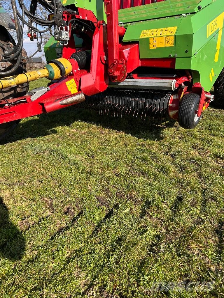 Strautmann cfs 4002 DO Opraapwagens