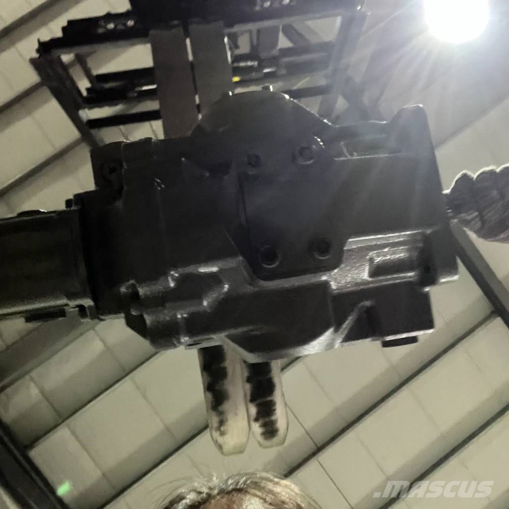Hitachi EX60 Main Pump AP2D36L 4373709 Transmission