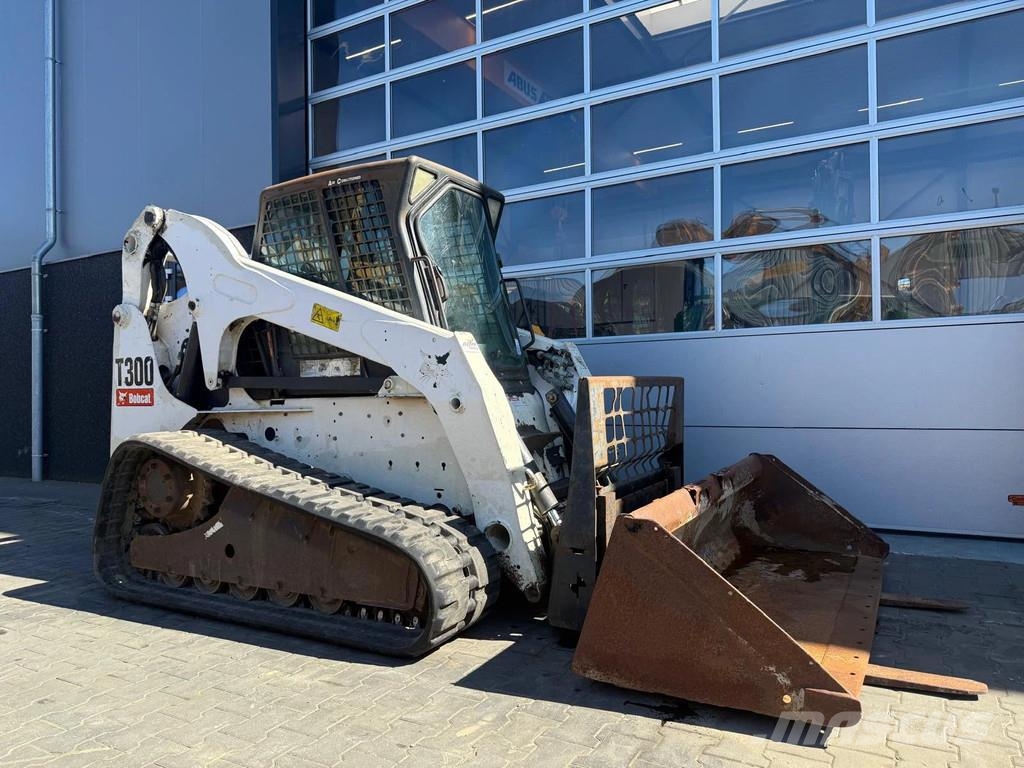 Bobcat T300 | A/C | Joystick | HighFlow! Skid steer mini utovarivači