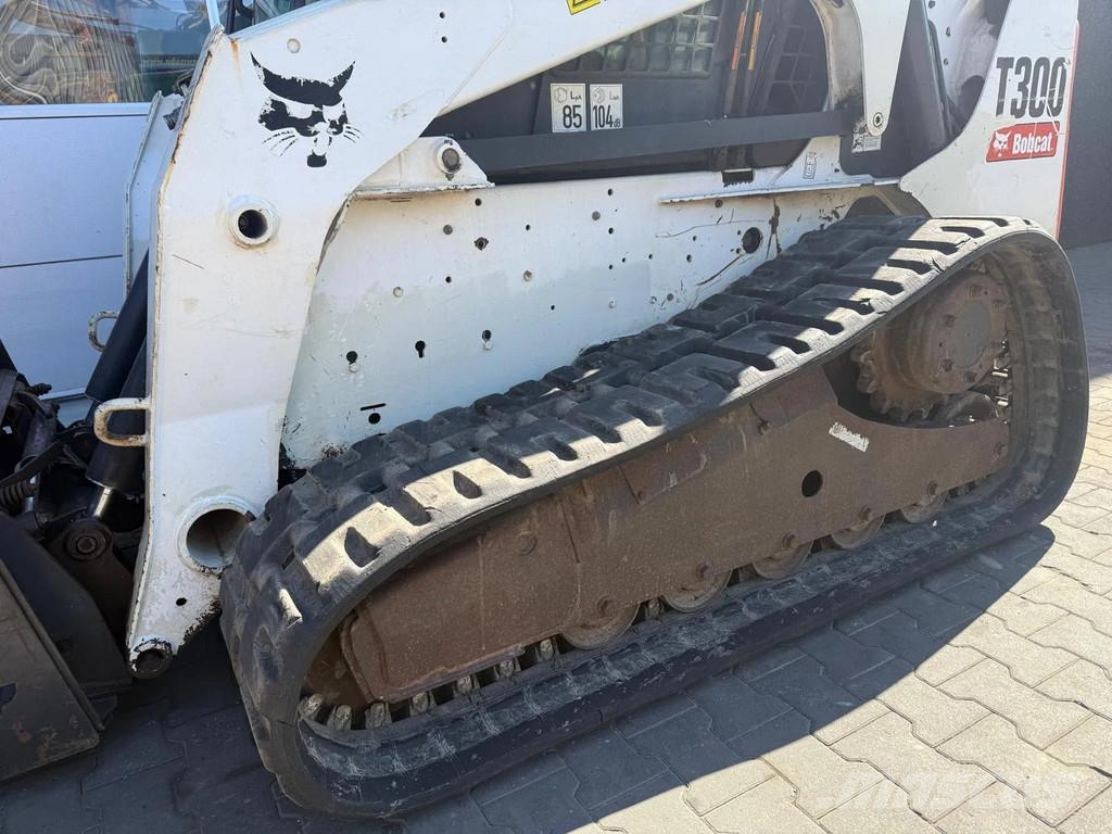 Bobcat T300 | A/C | Joystick | HighFlow! Skid steer mini utovarivači