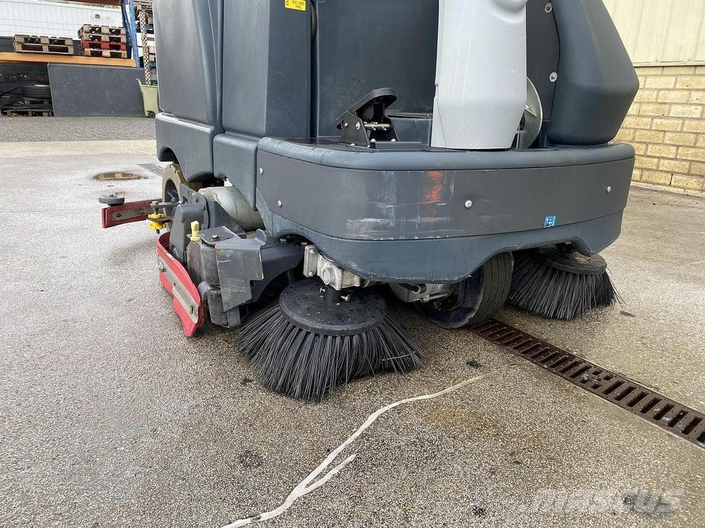 Nilfisk SC6500 1300C, Veeg- Schrobmachine Podlahové mycí stroje