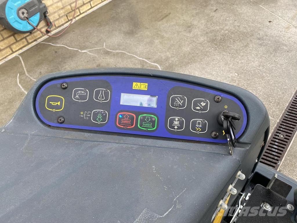 Nilfisk SC6500 1300C, Veeg- Schrobmachine Podlahové mycí stroje