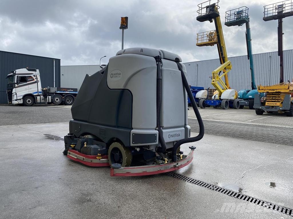 Nilfisk SC6500 1300C, Veeg- Schrobmachine Podlahové mycí stroje