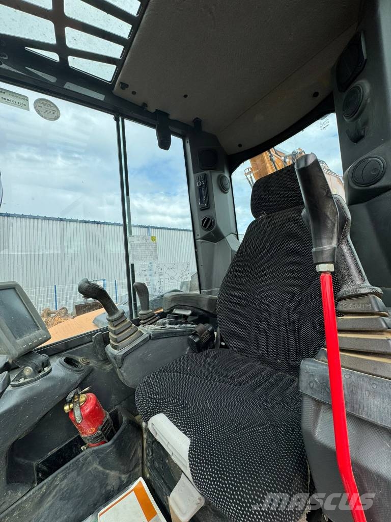 CASE CX 70 E Escavatori medi 7t - 12t
