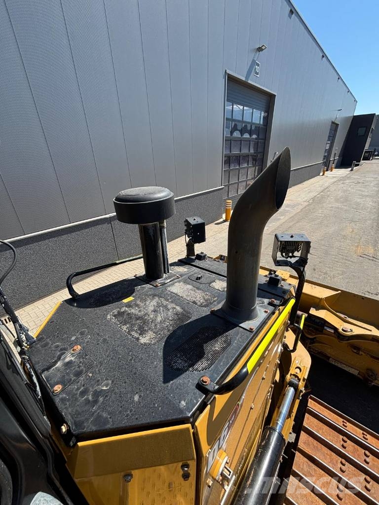 CAT D 6 XE (Trimble earthworks - 1871 idle hrs) 履帶推土機