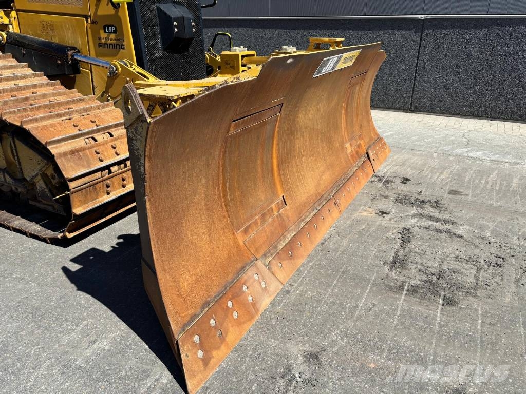 CAT D 6 XE (Trimble earthworks - 1871 idle hrs) 履帶推土機