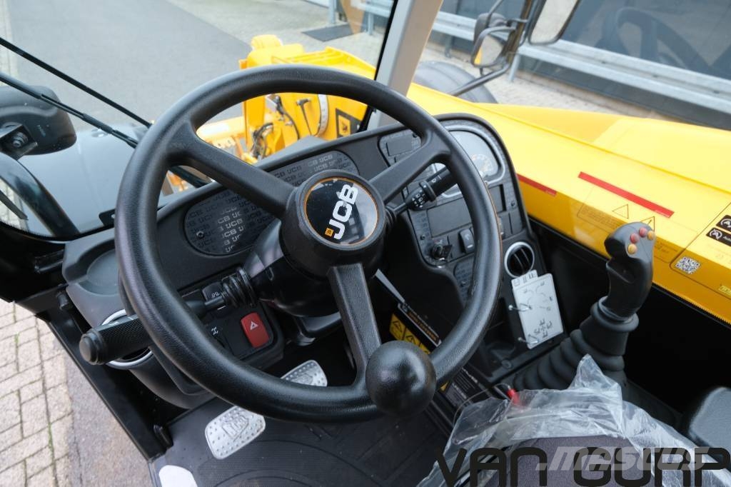 JCB 531-70 | 2024 | 158h | verreiker Telescopic handlers