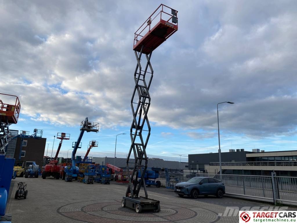 SkyJack SJIII-4632 Electric Scissor Work Lift 1170cm Käärtõstukid