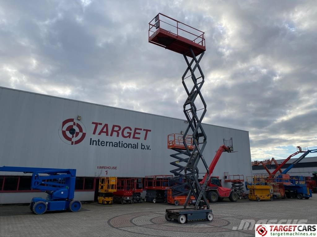 SkyJack SJIII-4632 Electric Scissor Work Lift 1170cm Käärtõstukid
