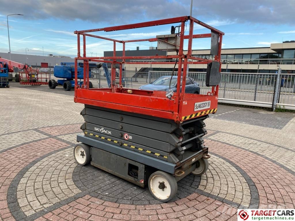 SkyJack SJIII-4632 Electric Scissor Work Lift 1170cm Käärtõstukid