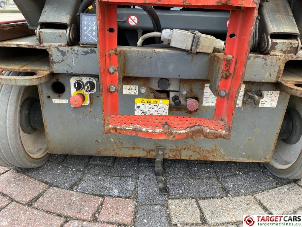 SkyJack SJIII-4632 Electric Scissor Work Lift 1170cm Käärtõstukid