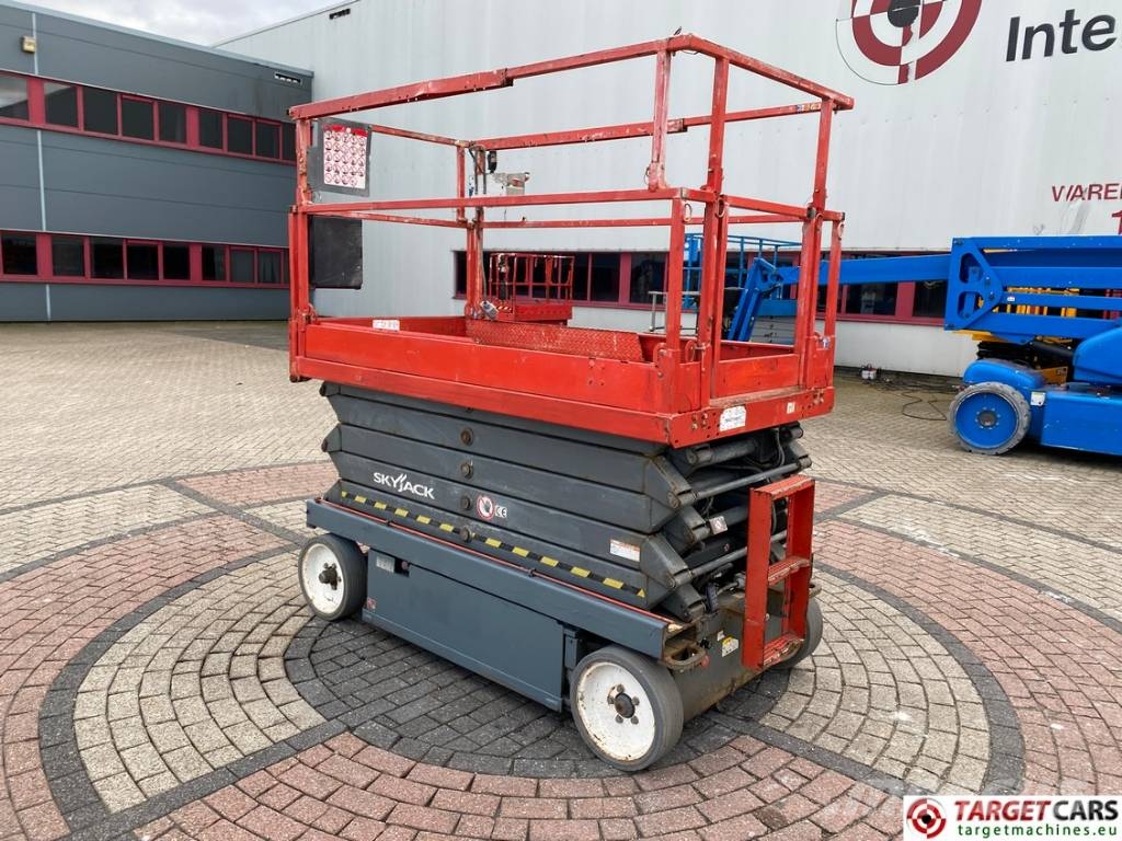 SkyJack SJIII-4632 Electric Scissor Work Lift 1170cm Käärtõstukid