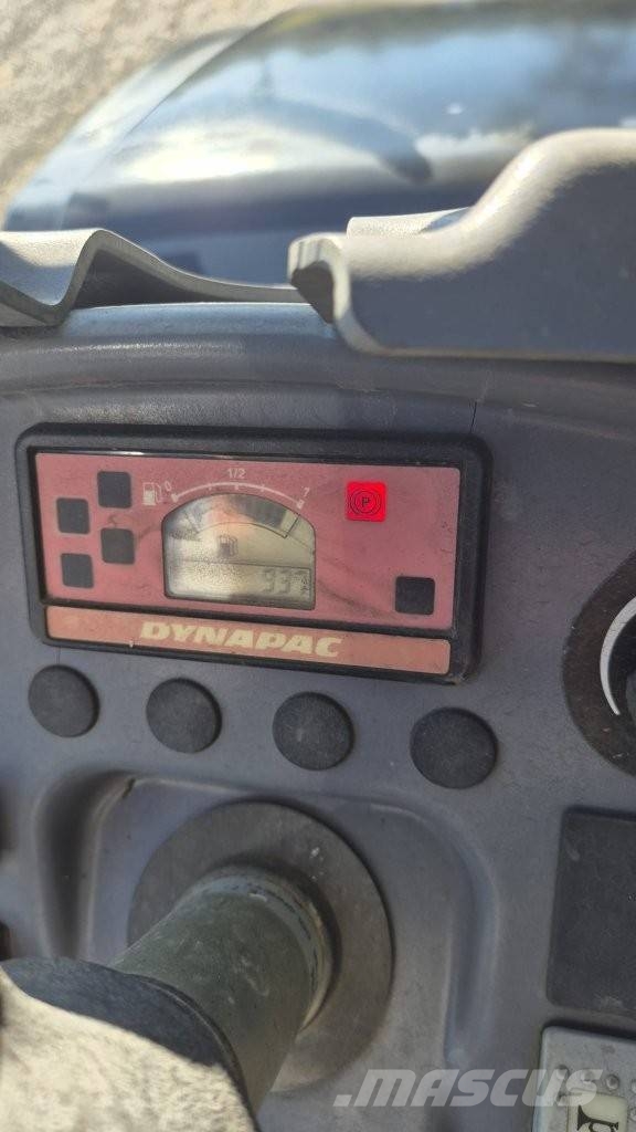 Dynapac CC 1300 Ikerdobos hengerek