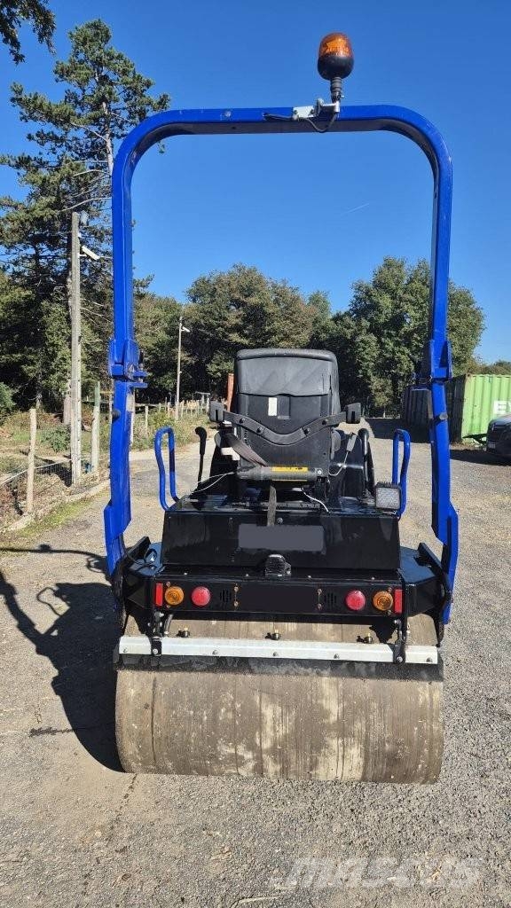 Dynapac CC 1300 Ikerdobos hengerek