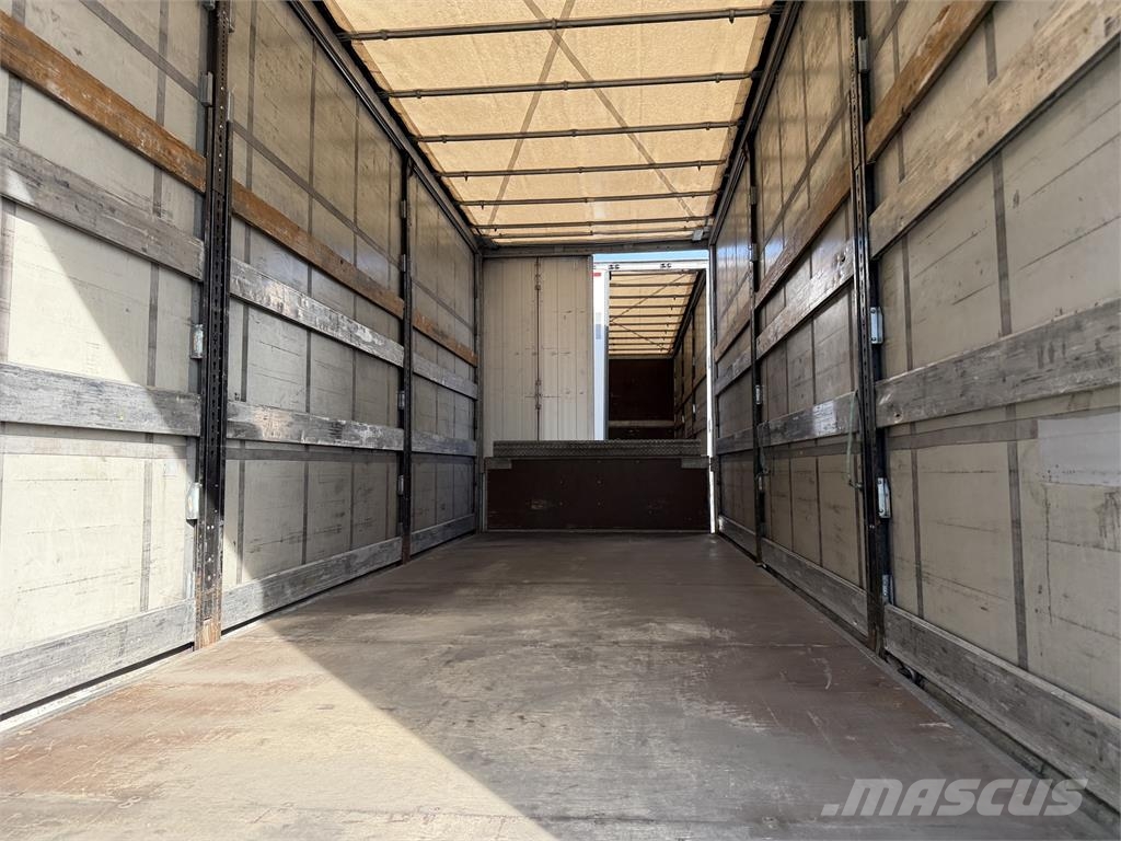 Mercedes-Benz Actros VIN 601 064 Camión con caja abierta
