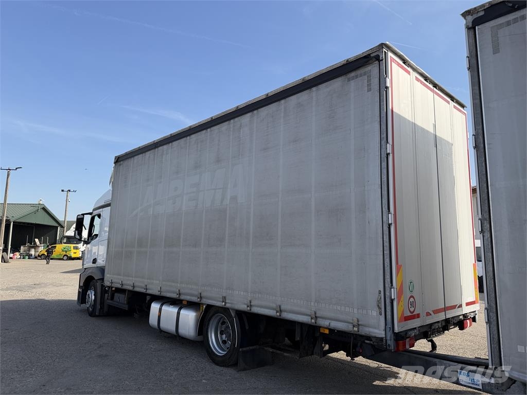 Mercedes-Benz Actros VIN 601 064 Camión con caja abierta