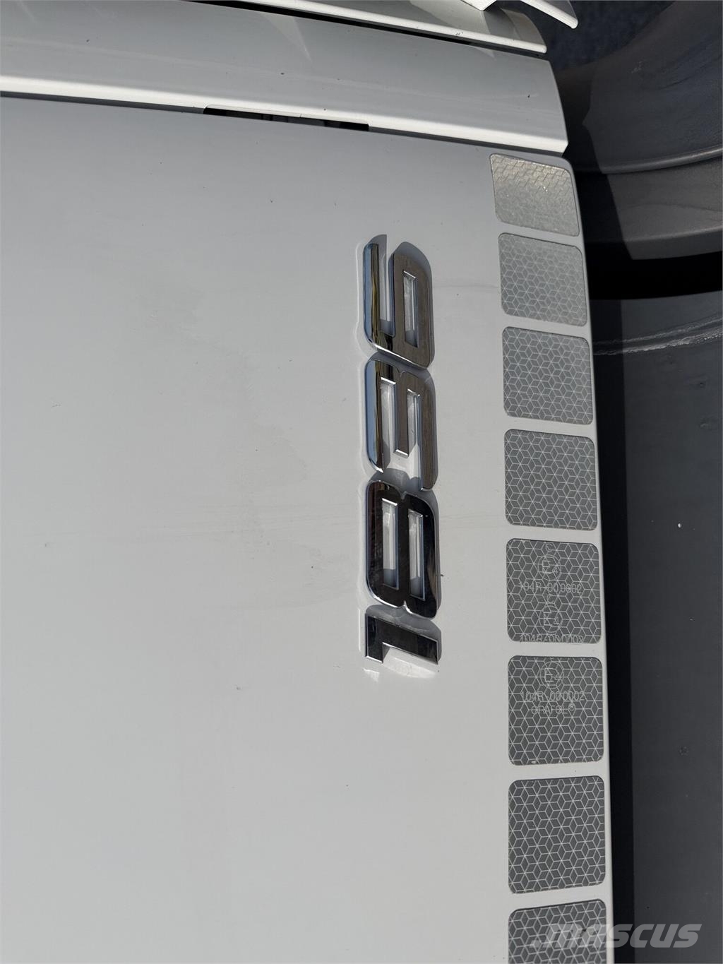 Mercedes-Benz Actros VIN 601 064 Camión con caja abierta
