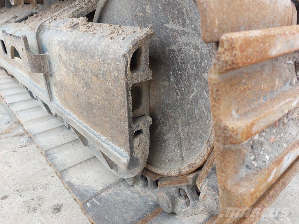 Liebherr R936LC Rupsgraafmachines