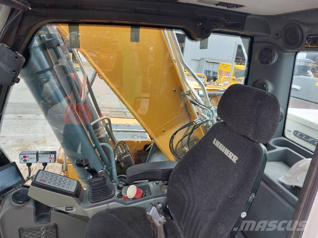 Liebherr R936LC Rupsgraafmachines