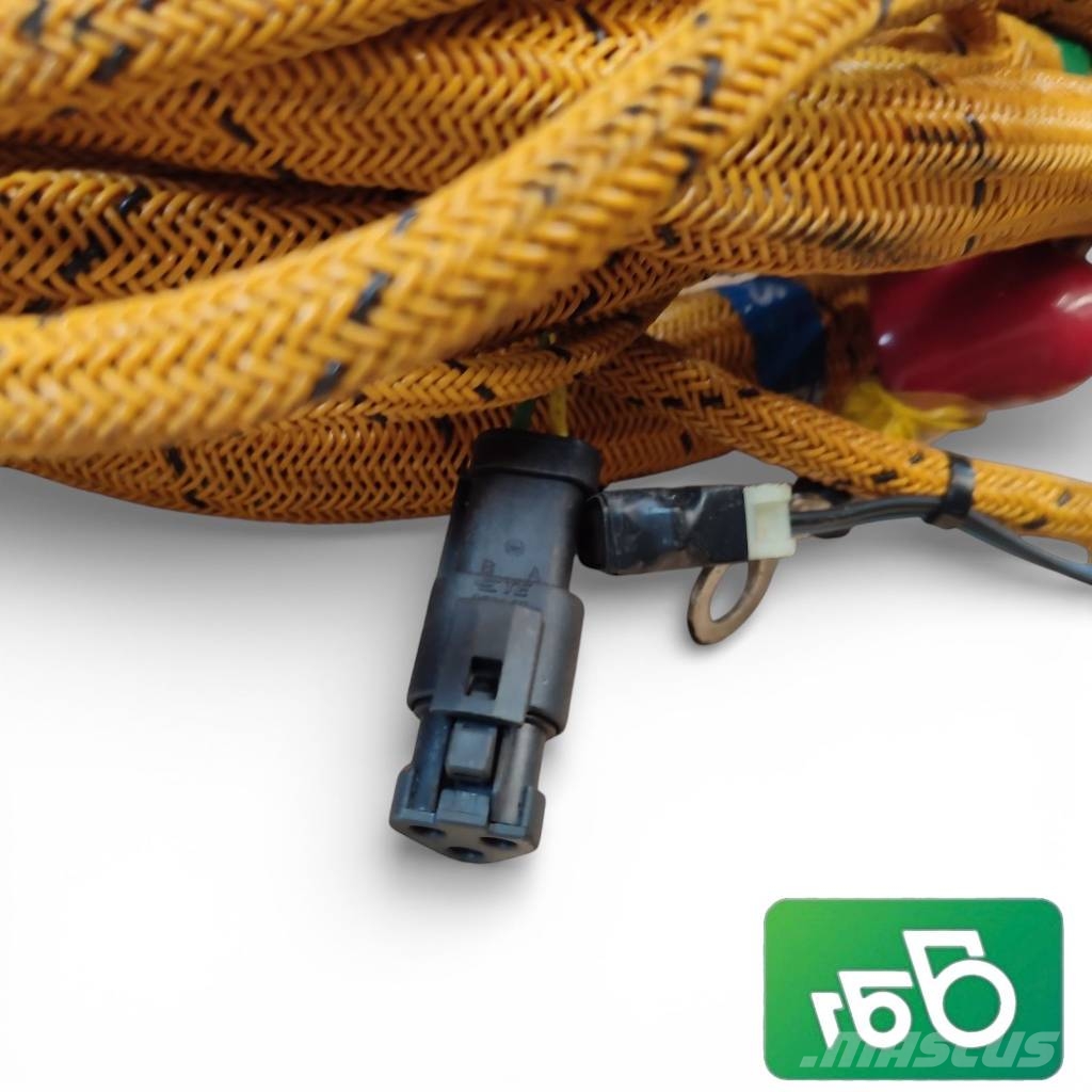 CAT 330 Chassis Wiring Harness 306-8797 Componentes electrónicos