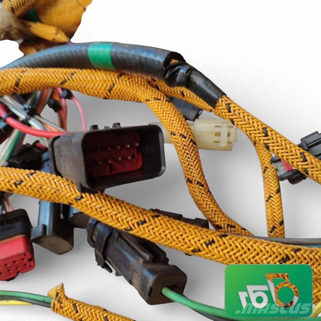 CAT 330 Chassis Wiring Harness 306-8797 Componentes electrónicos