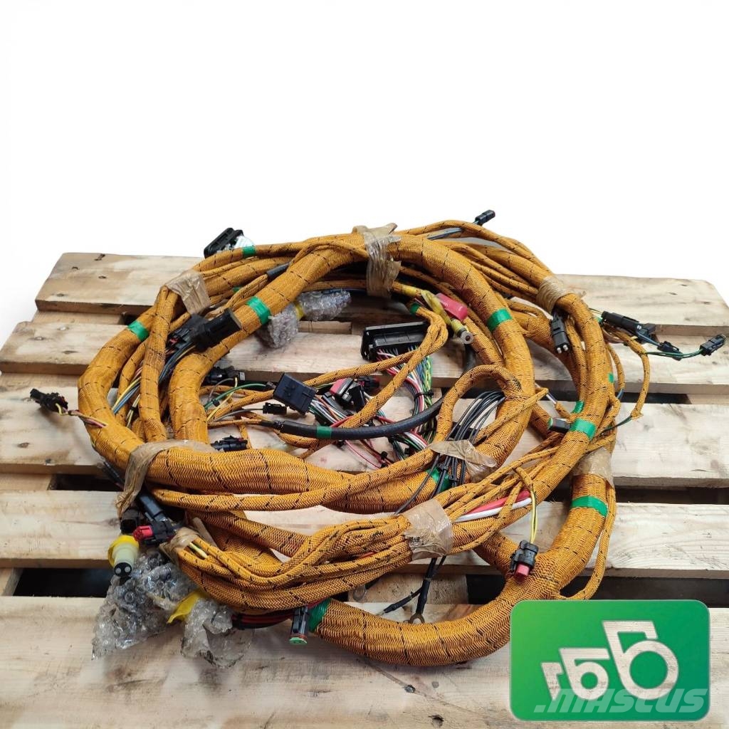 CAT 330 Chassis Wiring Harness 306-8797 Componentes electrónicos