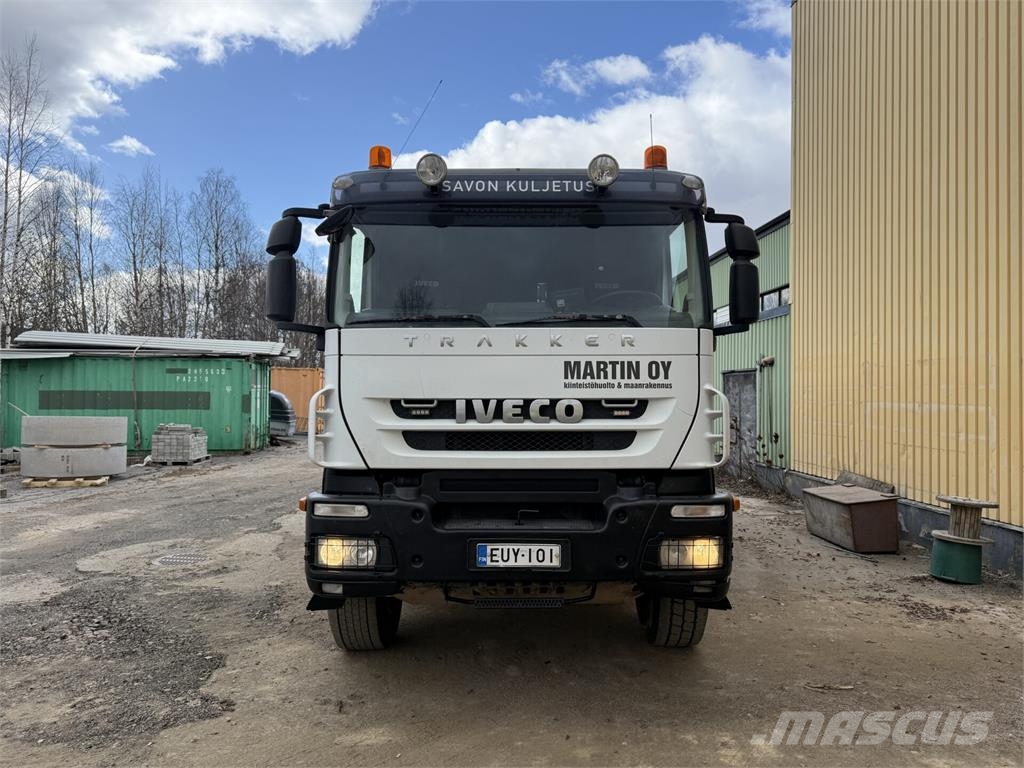 Iveco Trakker 500 10X4 Bañeras basculantes usadas