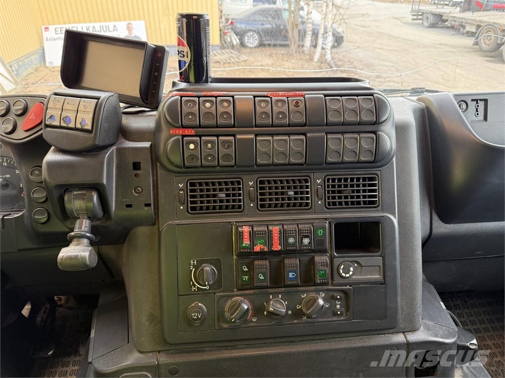 Iveco Trakker 500 10X4 Bañeras basculantes usadas