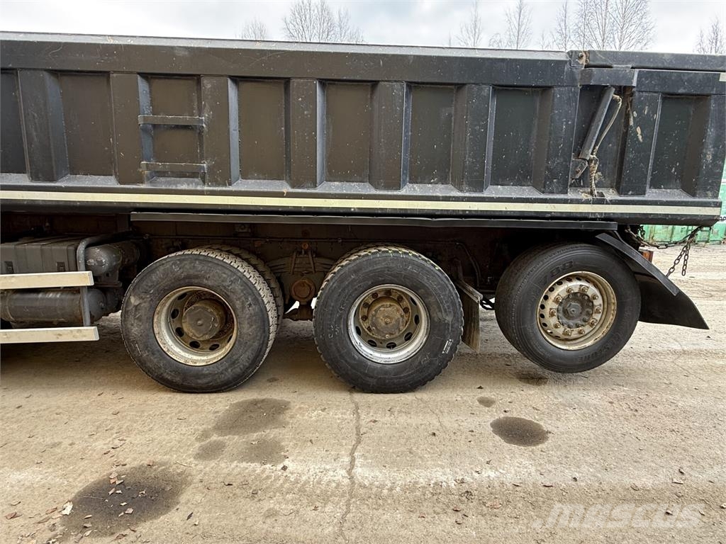 Iveco Trakker 500 10X4 Bañeras basculantes usadas