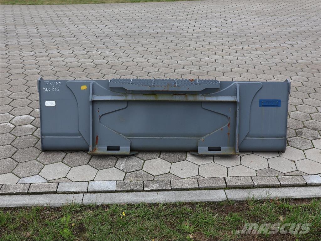  LADESCHAUFEL 2030 MM, CA. Tool carriers
