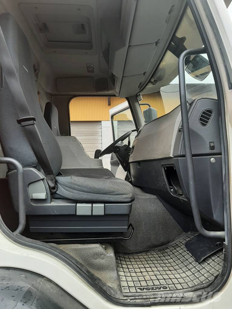 Volvo FE 320 Koelwagens
