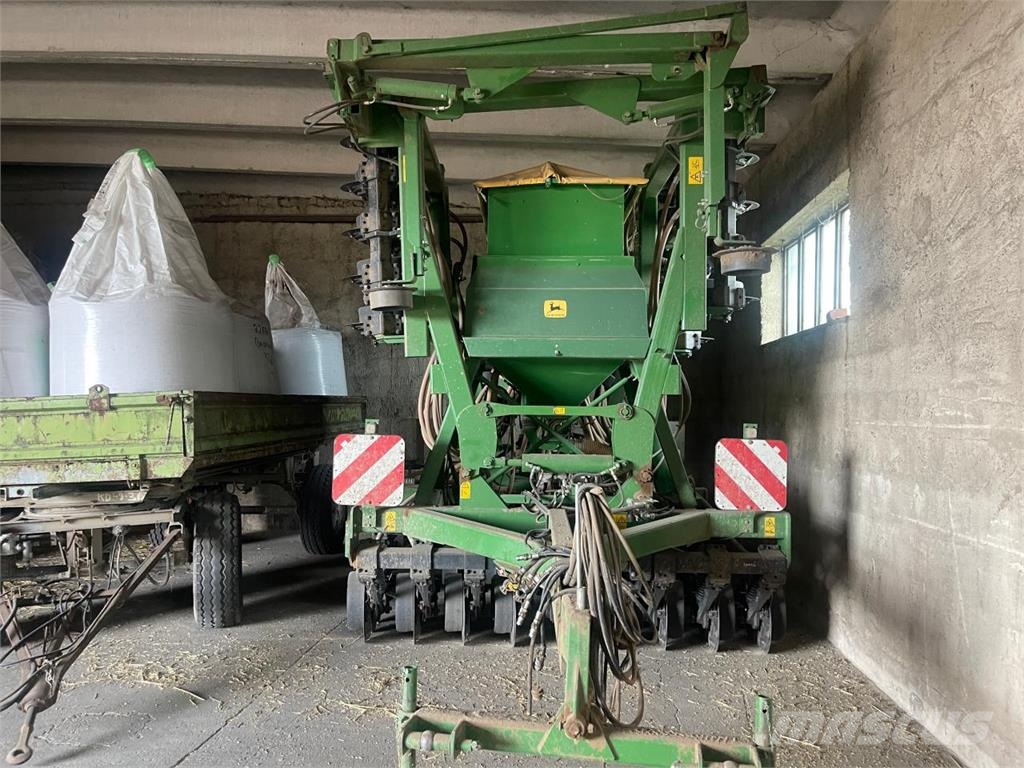 John Deere 750 A Zaaimachines