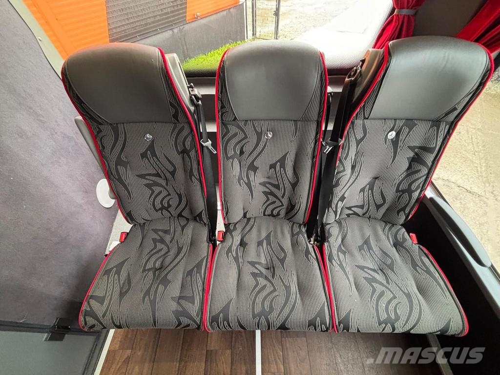 Mercedes-Benz Tourismo RHK 4x2 35+1+1 SEATS / AC / WC / AUXILIAR Autocar