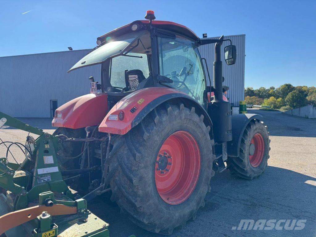 Kubota M7 153 PREMIUM Traktorer
