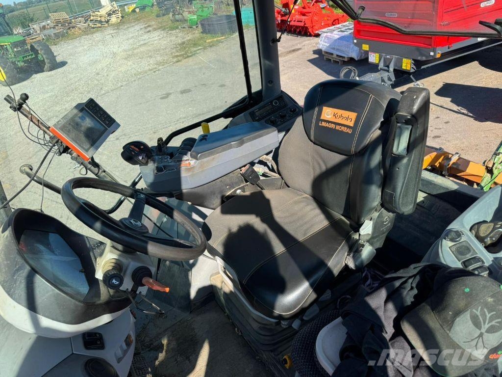 Kubota M7 153 PREMIUM Traktorer