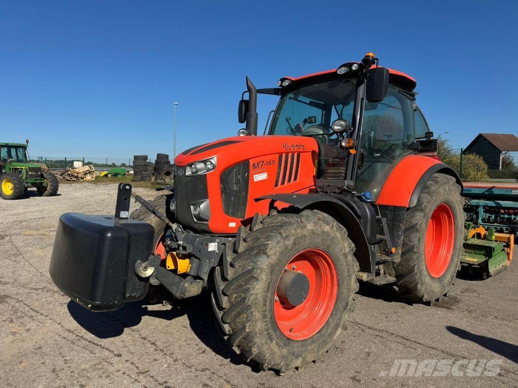 Kubota M7 153 PREMIUM Traktorer