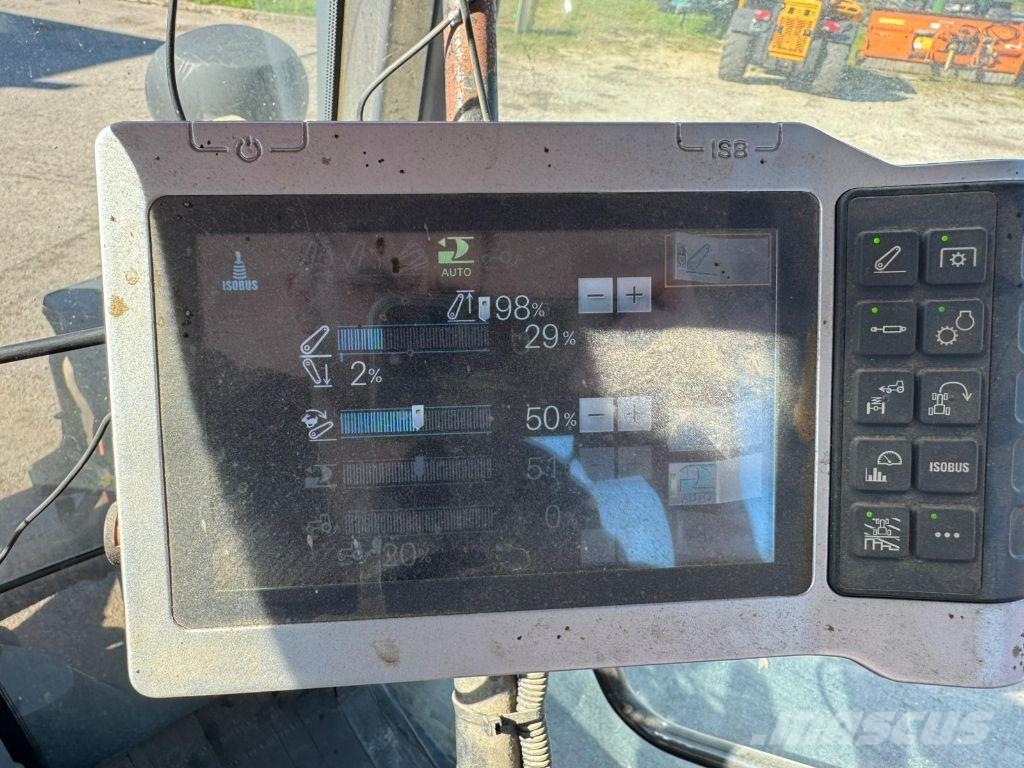 Kubota M7 153 PREMIUM Traktorer