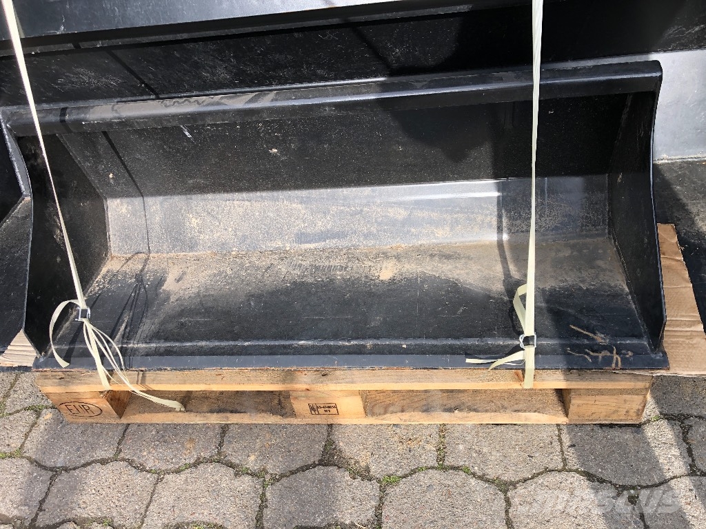 Iseki Leichtgutschaufel 120 cm für Iseki TXG + TM Modell Compact tractor attachments